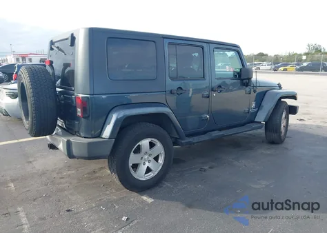2008 Jeep Wrangler Unlimited Sahara z USA, uszkodzony, nr VIN 1J4GA59188L587461
